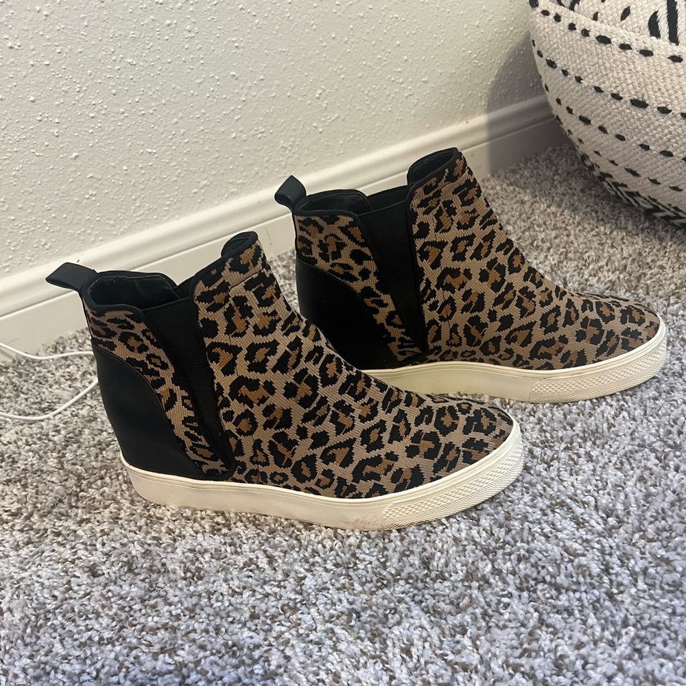 Steve Madden cheetah platform